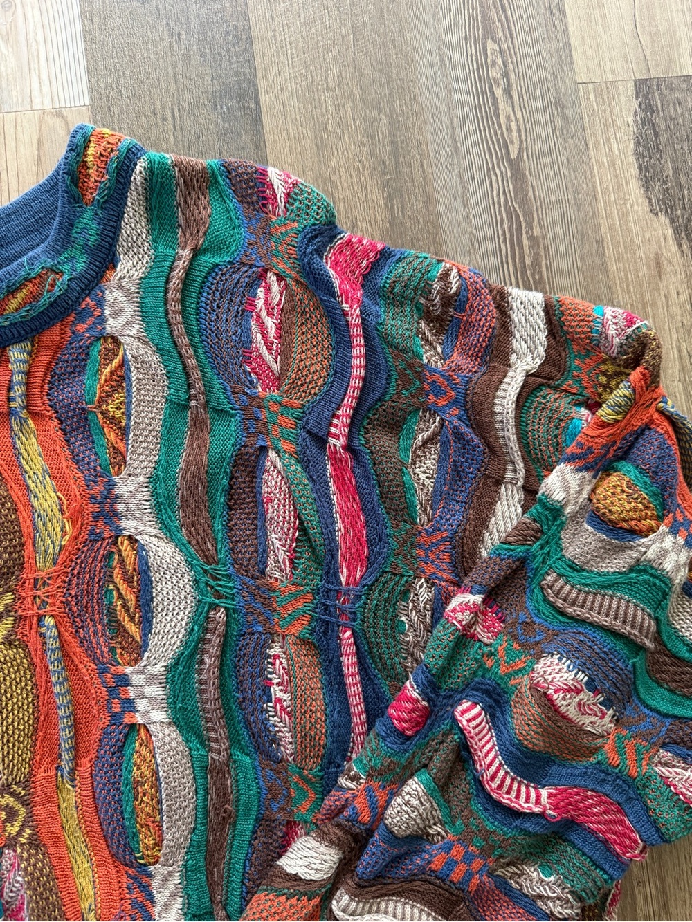 Vintage COOGI Australia 3D Knit Sweater - Picture 5 of 6